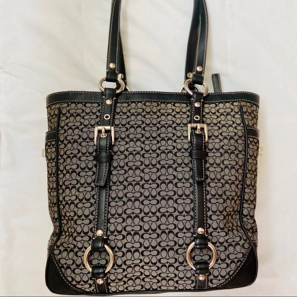 AUTHENTIC Coach Shoulder Purse